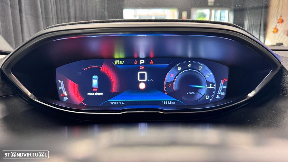 Peugeot 5008 1.2 PureTech Allure Pack EAT8 - 14