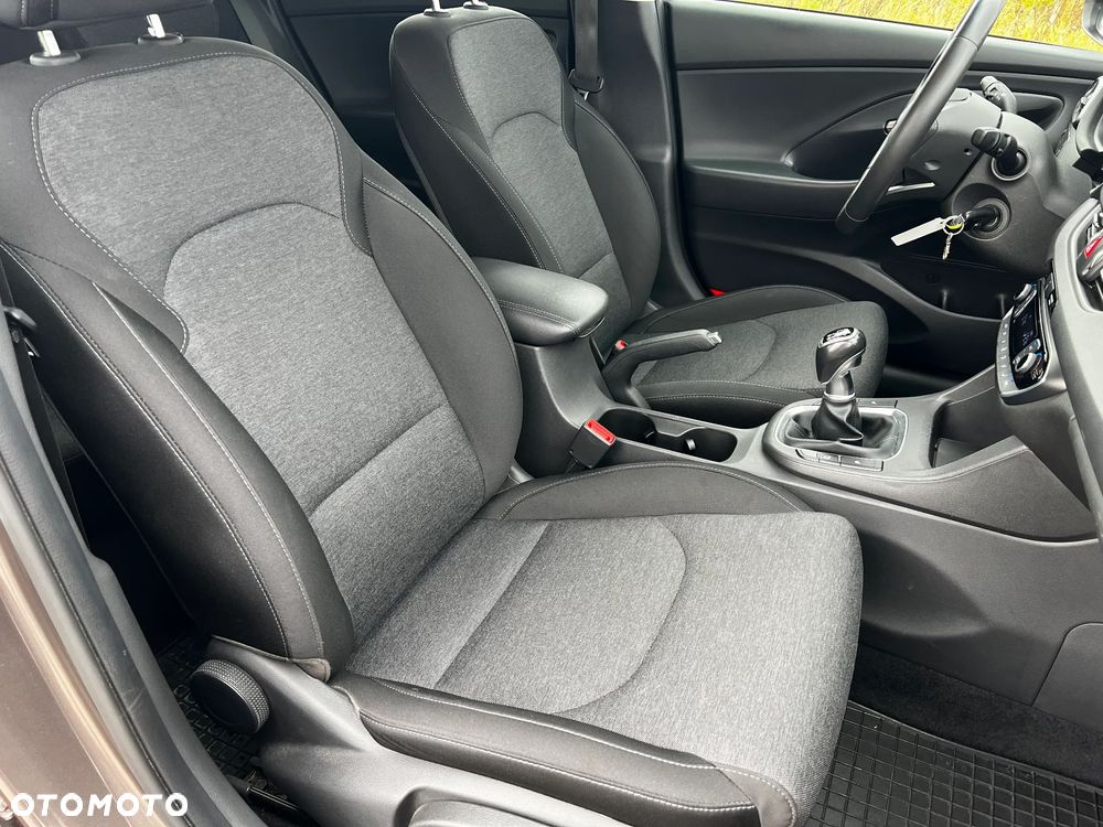 Hyundai i30 1.5 T-GDI 48V Smart - 29