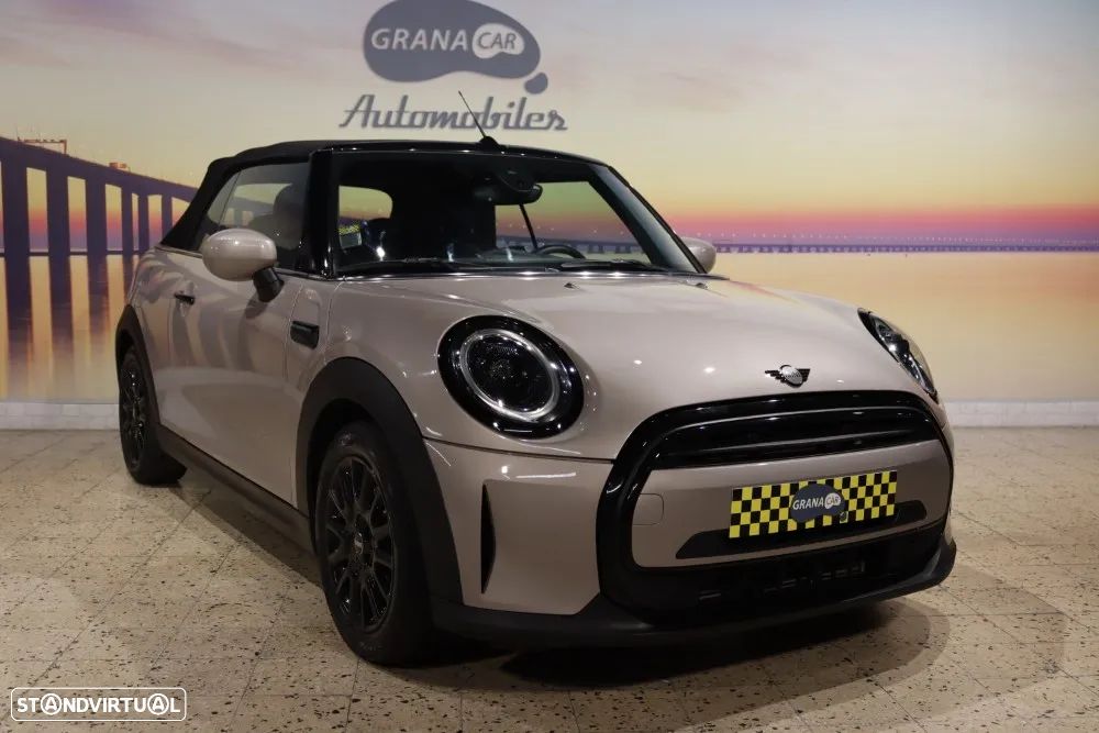MINI Cabrio Cooper Premium Classic Auto - 3
