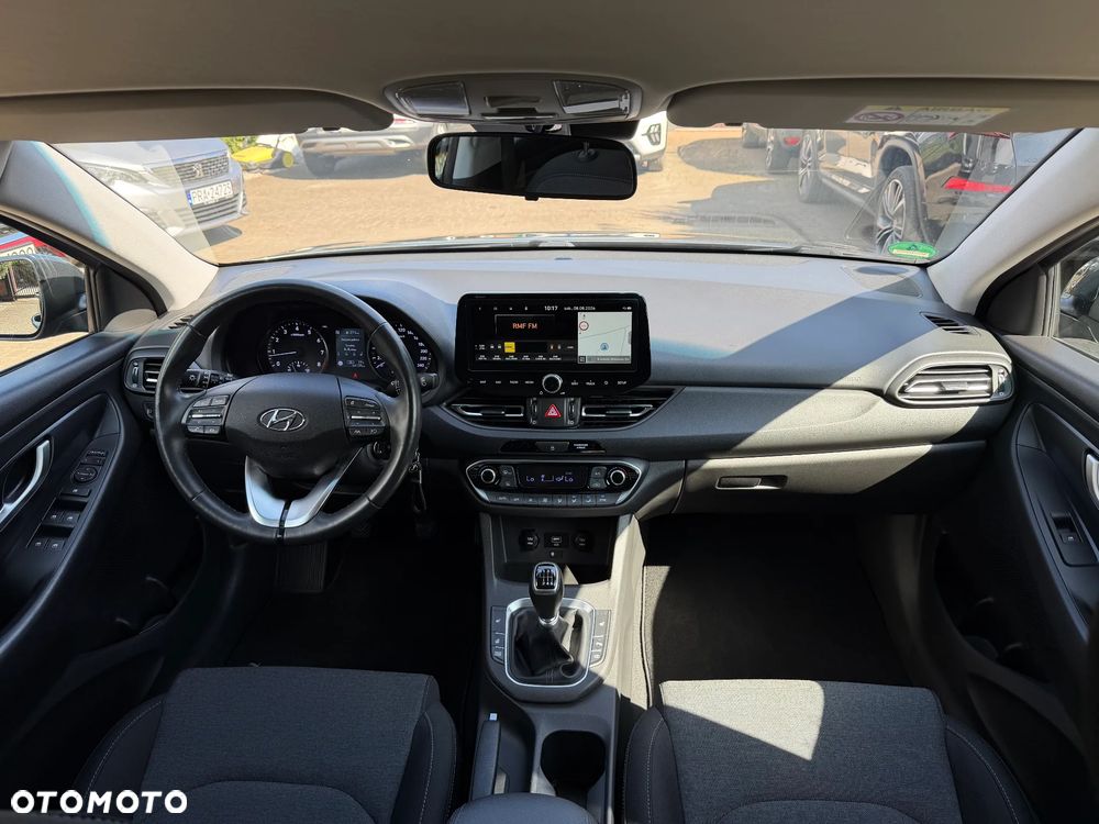 Hyundai i30 1.5 T-GDI 48V-Hybrid Advantage - 27