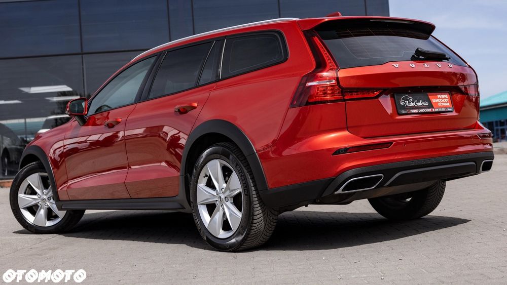 Volvo V60 Cross Country T5 AWD Geartronic Pro - 9