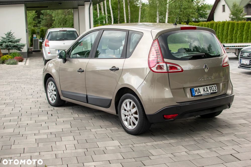 Renault Scenic - 18
