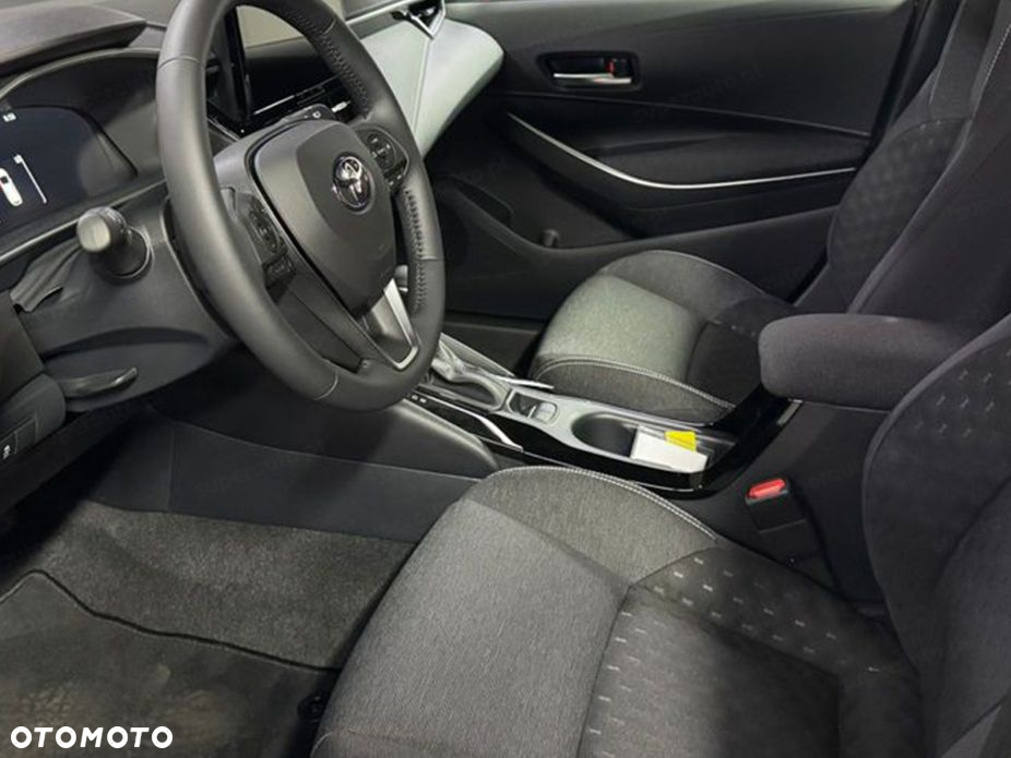 Toyota Corolla - 6