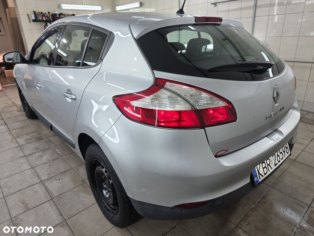 Renault Megane 1.6 16V 110 Dynamique - 4
