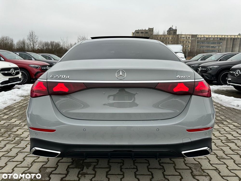 Mercedes-Benz Klasa E - 5