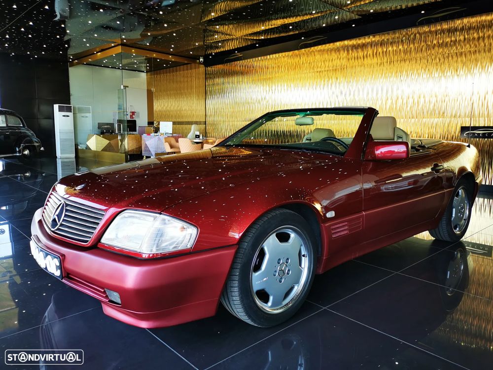 Mercedes-Benz SL 300 - 1
