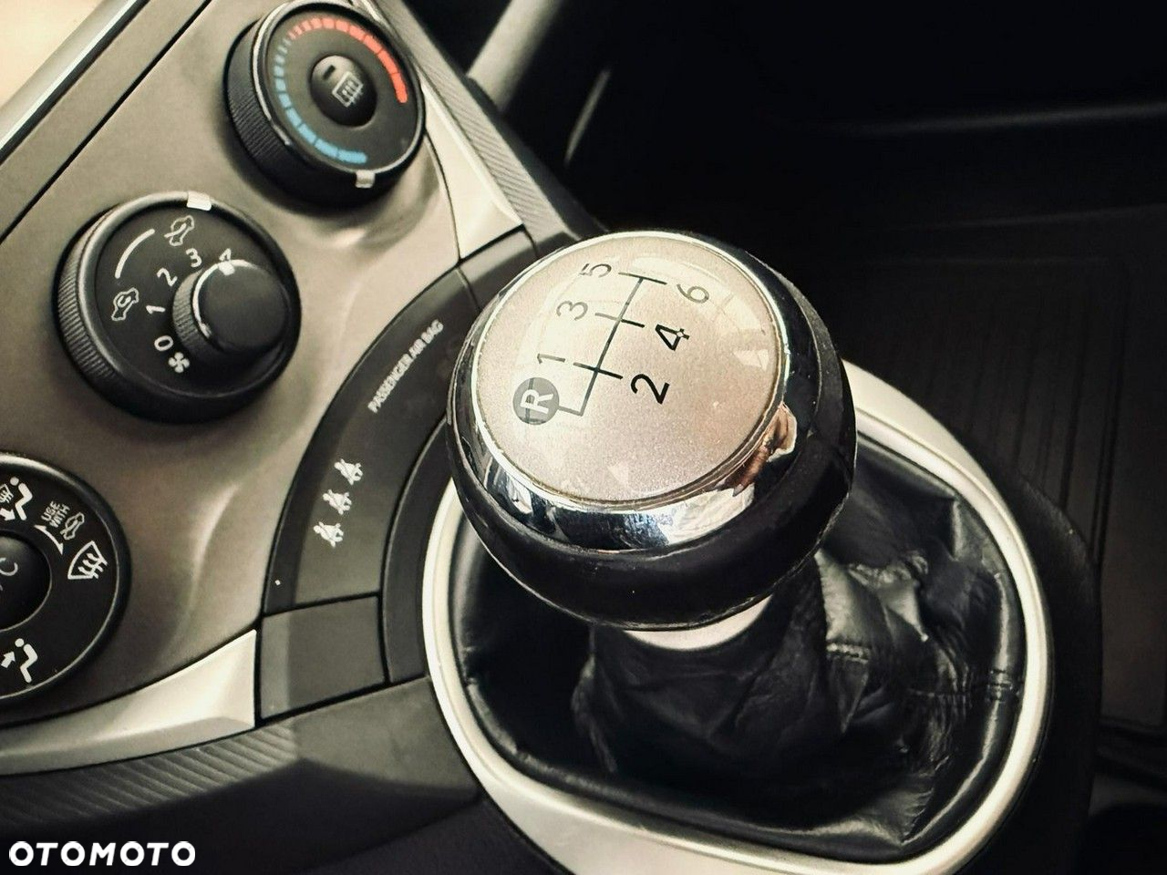 Toyota Verso S - 23