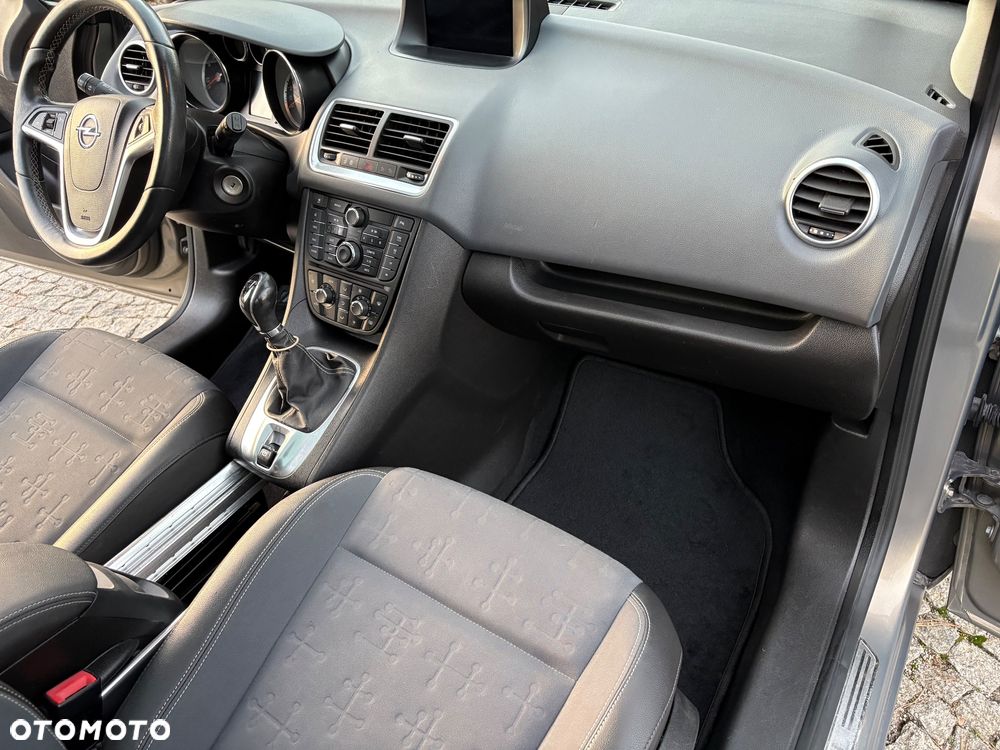 Opel Meriva 1.4 T Cosmo - 29