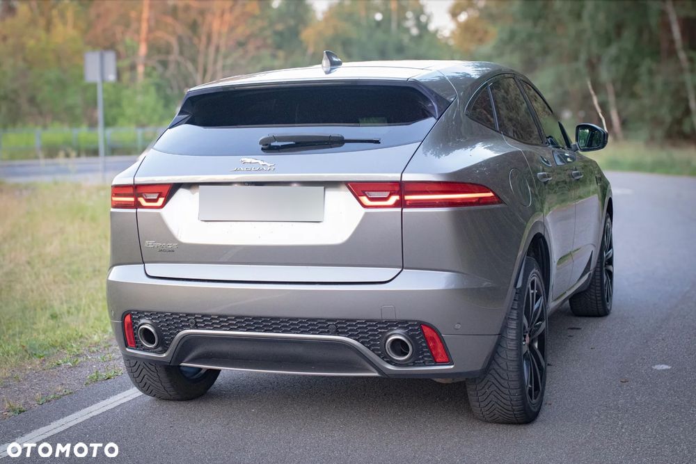 Jaguar E-Pace D150 AWD R-Dynamic - 17