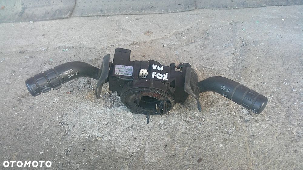 VW FOX PRZEŁĄCZNIK ZESPOLONY PAJĄK - 1