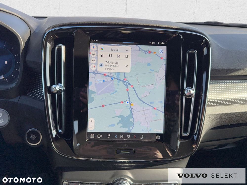 Volvo XC 40 - 22