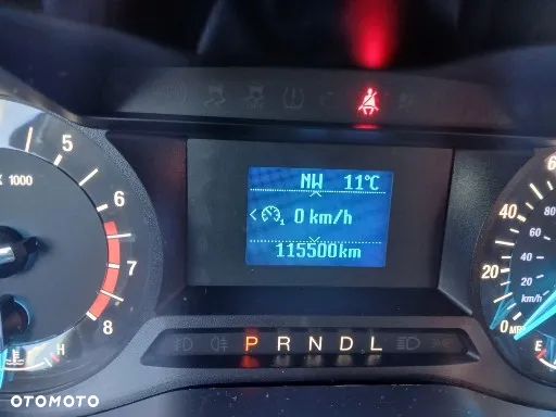 Ford Fusion - 10