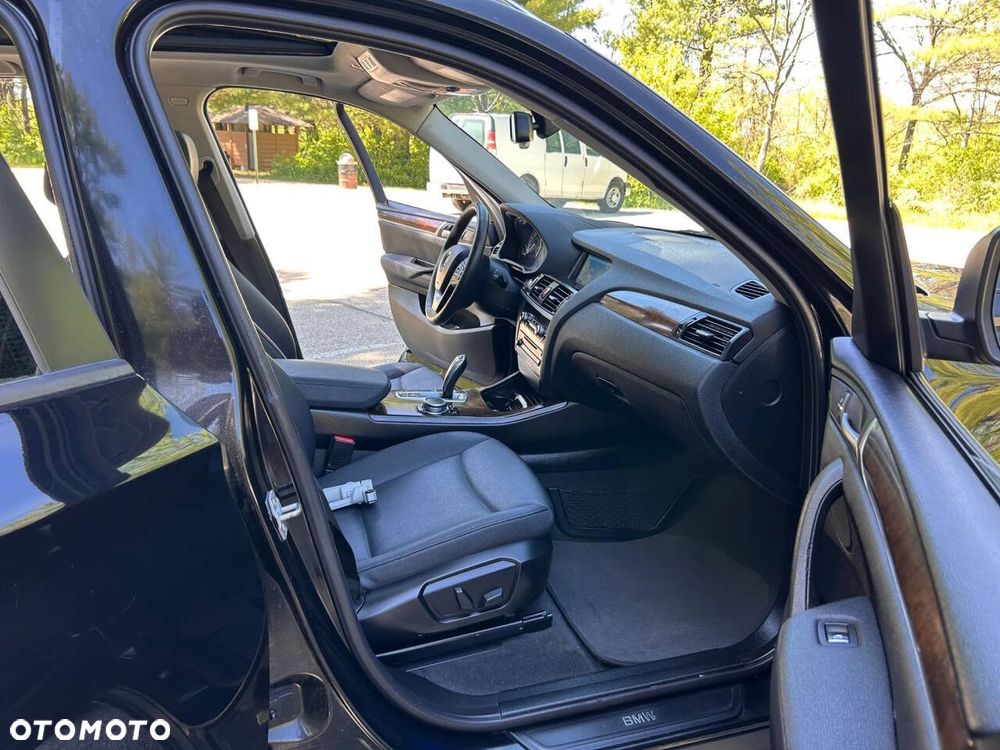 BMW X3 xDrive28i xLine - 22