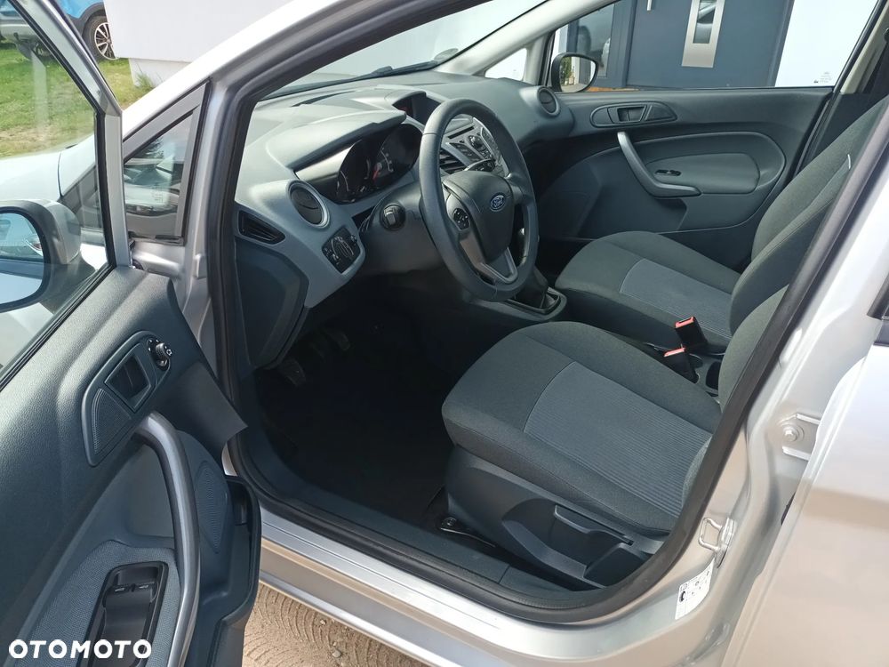 Ford Fiesta 1.25 Titanium X - 21