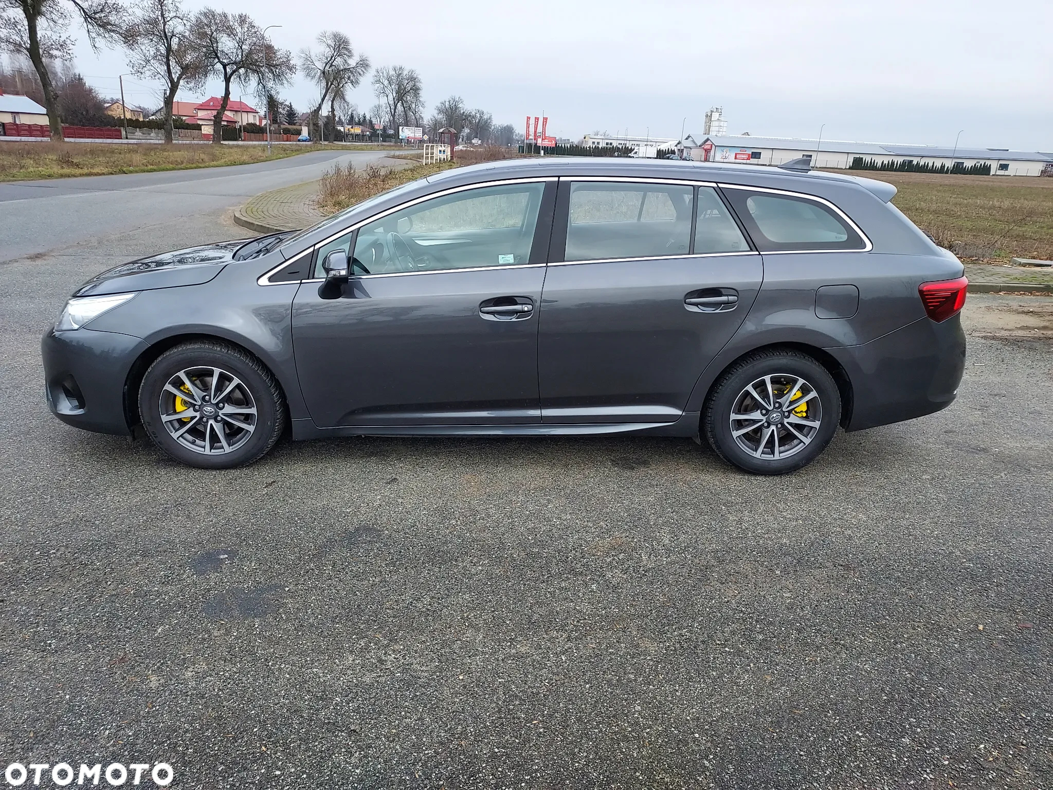 Toyota Avensis 2.0 Premium MS - 4