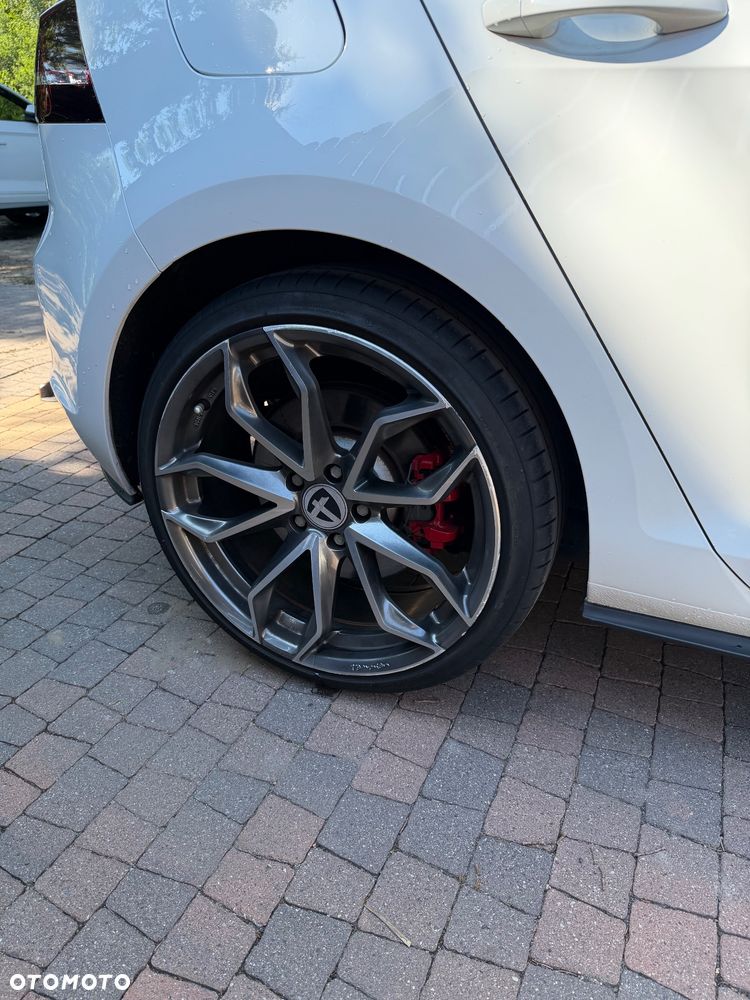 Volkswagen Golf 2.0 TSI BMT GTI Performance - 9