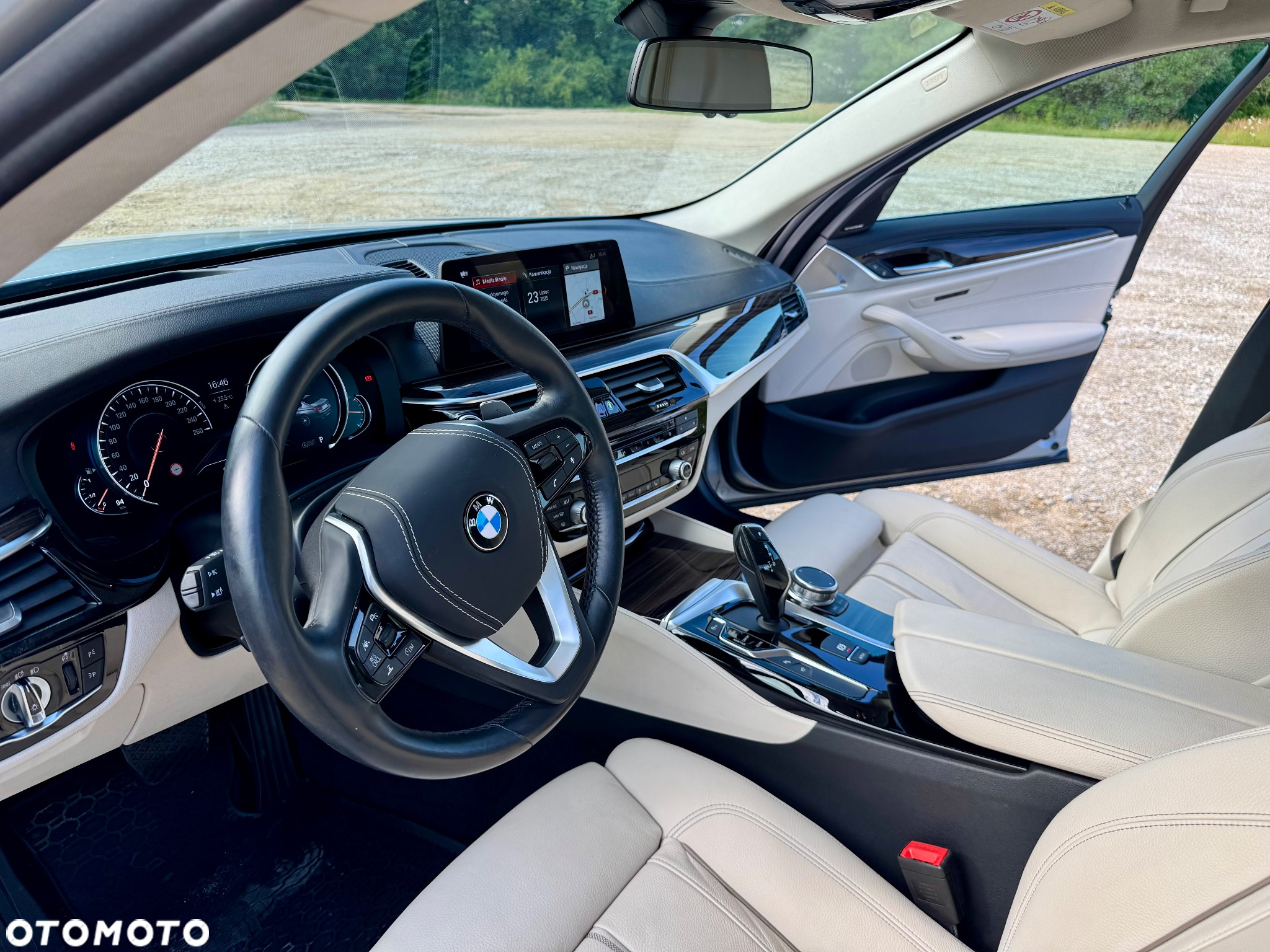 BMW Seria 5 540i xDrive Luxury Line - 19