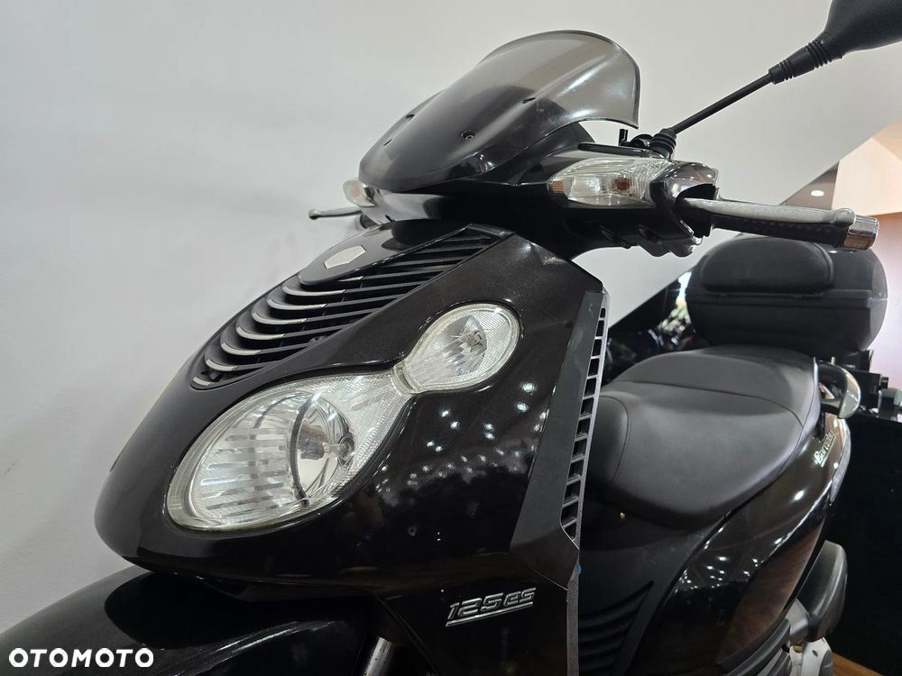 Piaggio Carnaby - 16