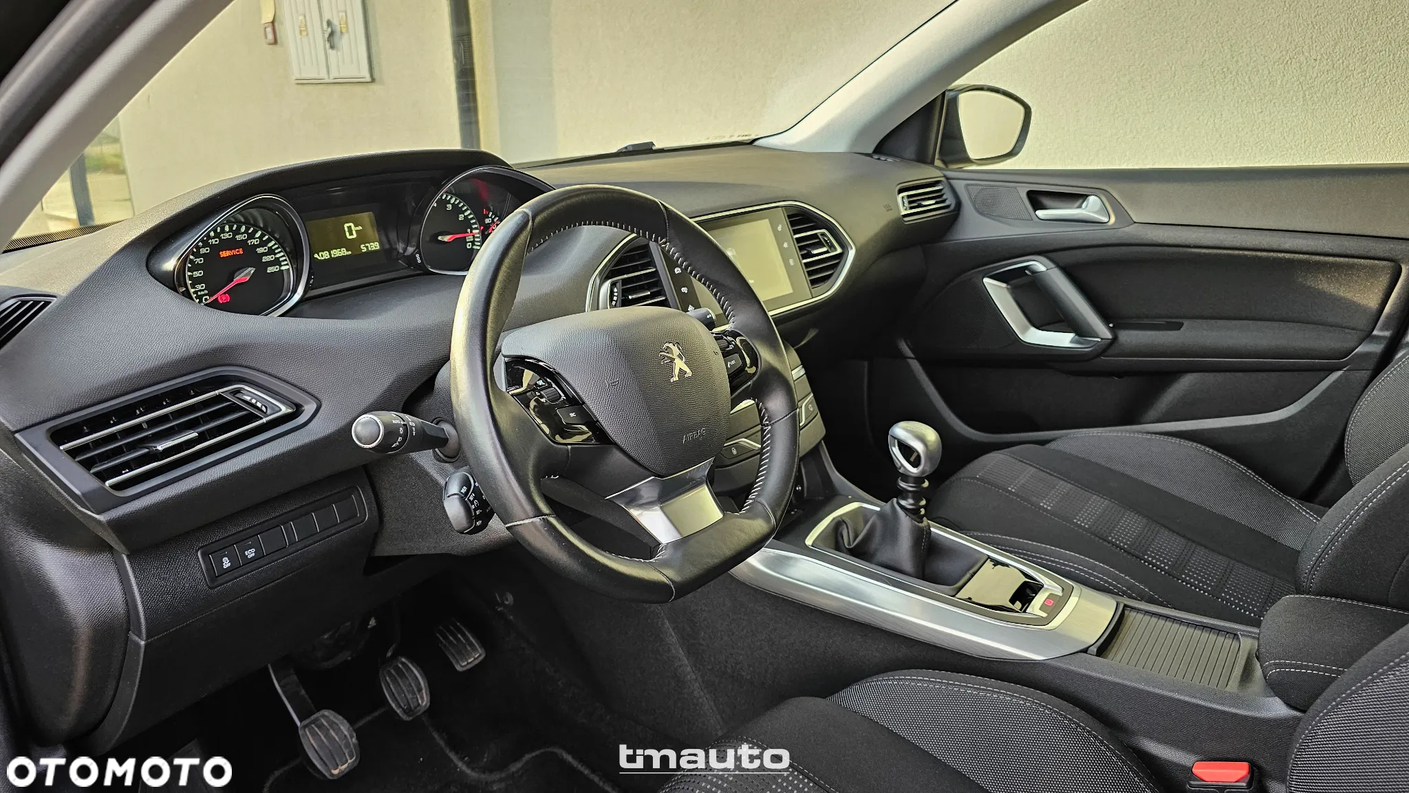 Peugeot 308 SW 1.2 PureTech Allure S&S - 6