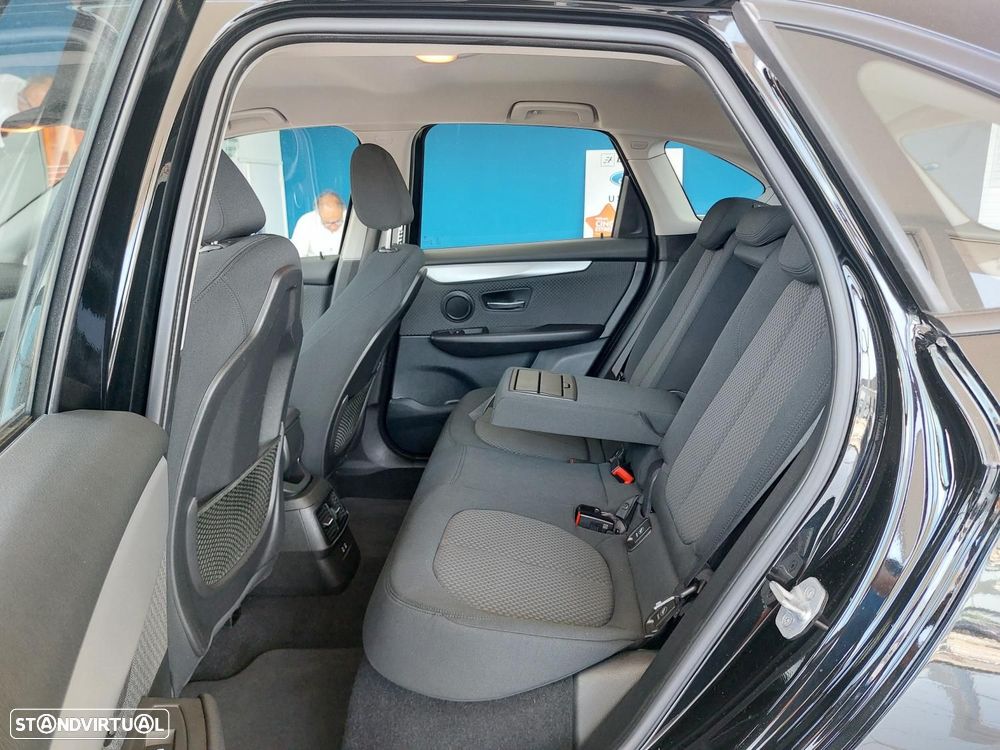 BMW 225xe Active Tourer Advantage - 11