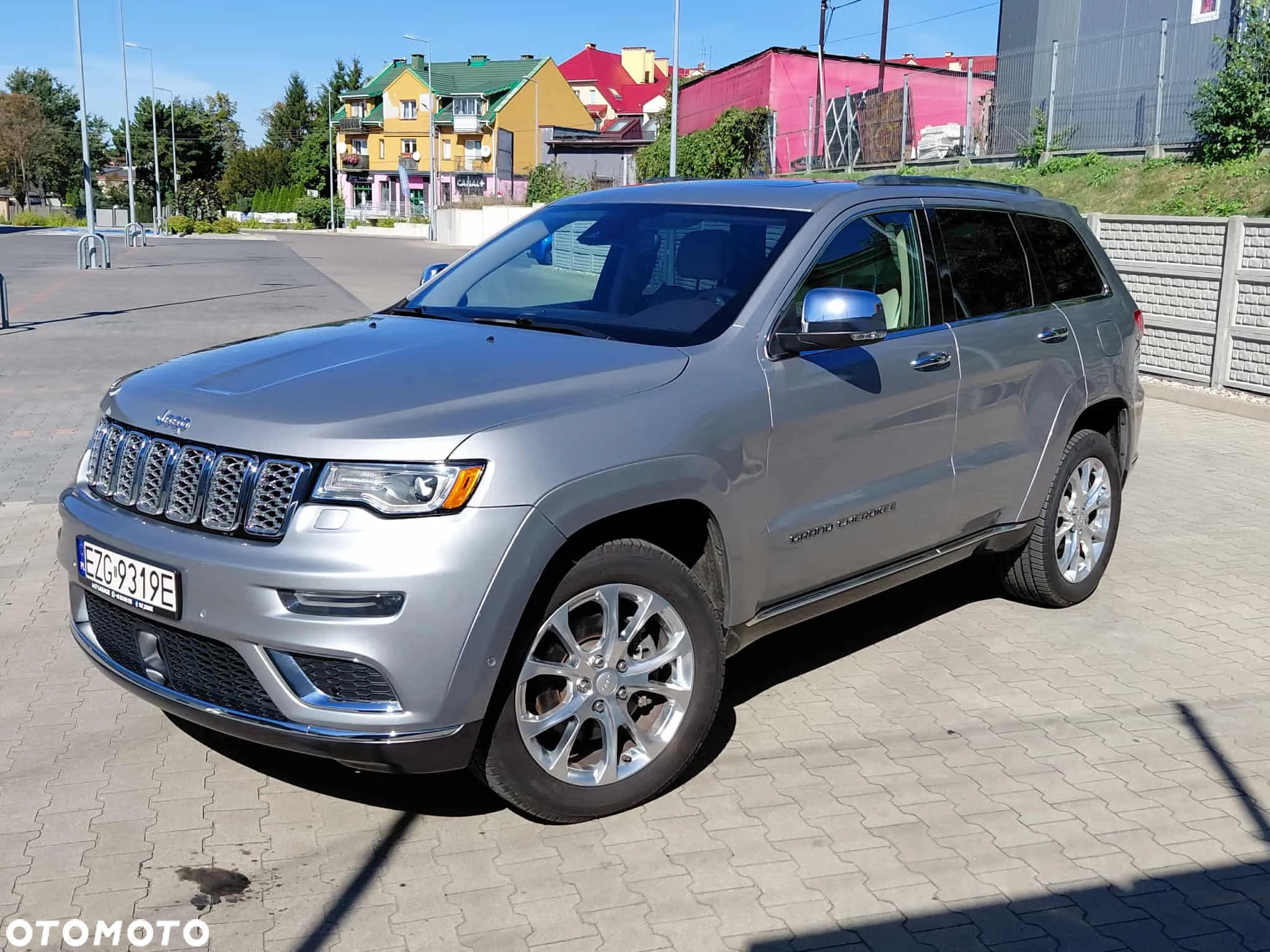 Jeep Grand Cherokee 5.7 V8 HEMI 4WD Automatik Summit