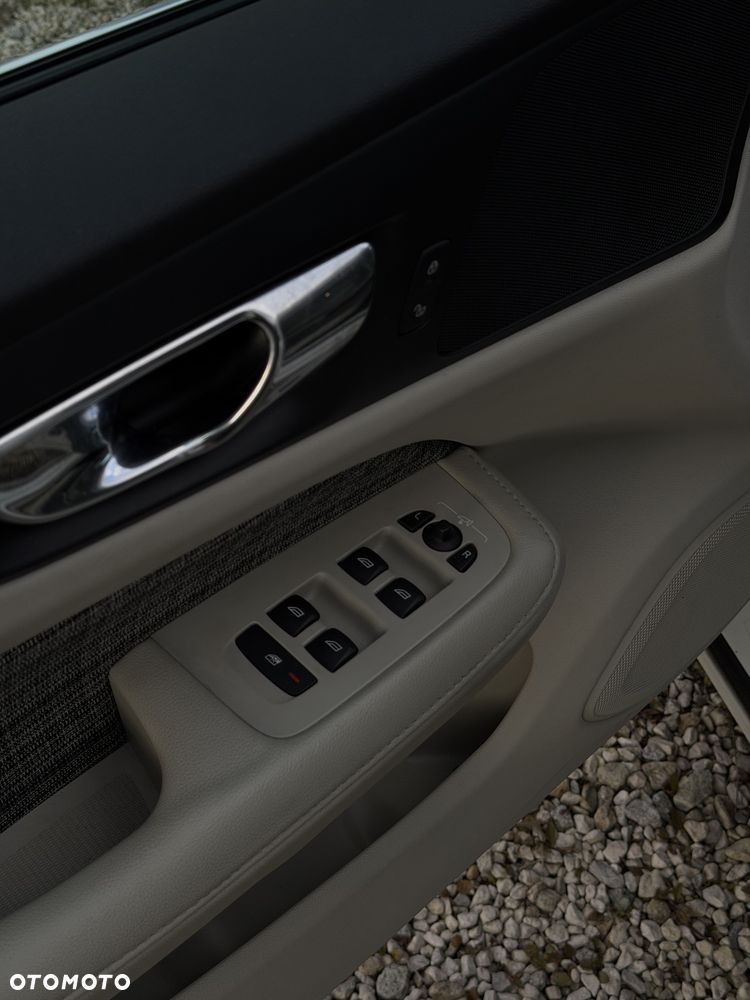 Volvo V60 T5 Geartronic Momentum - 18