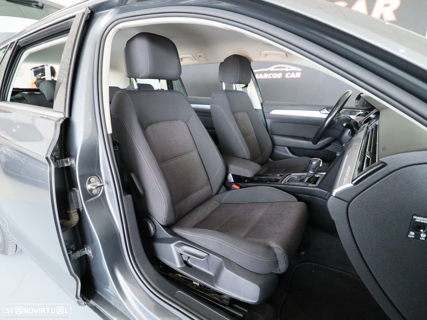 VW Passat Variant 2.0 TDi Confortline DSG - 10