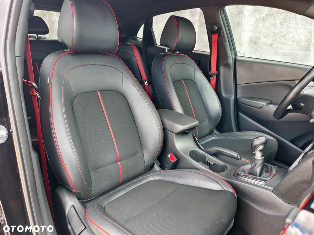 Hyundai Kona 1.0 T-GDI YES!+ - 16