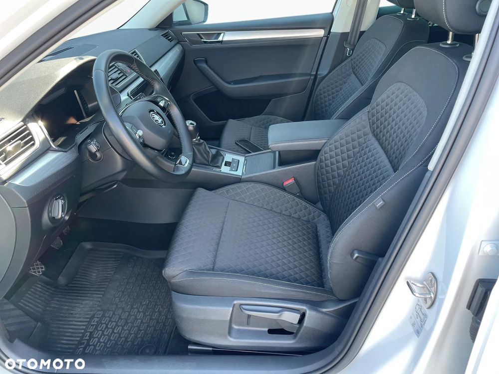 Skoda Superb 2.0 TDI SCR Ambition - 4