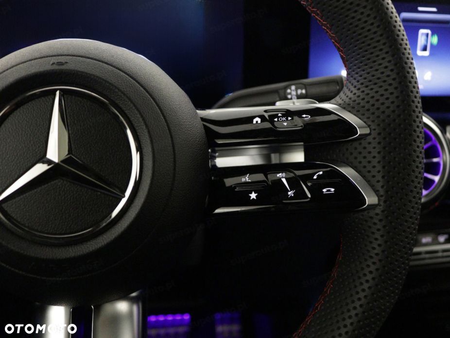 Mercedes-Benz GLB 200 d AMG Line 8G-DCT - 9