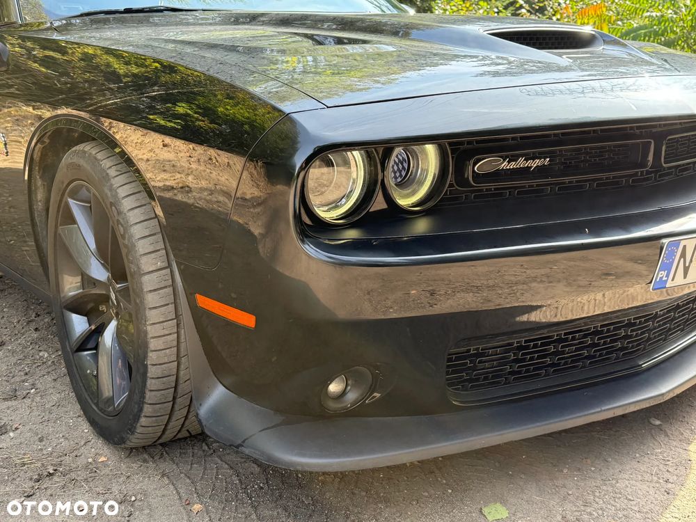 Dodge Challenger 6.4 Scat Pack - 4