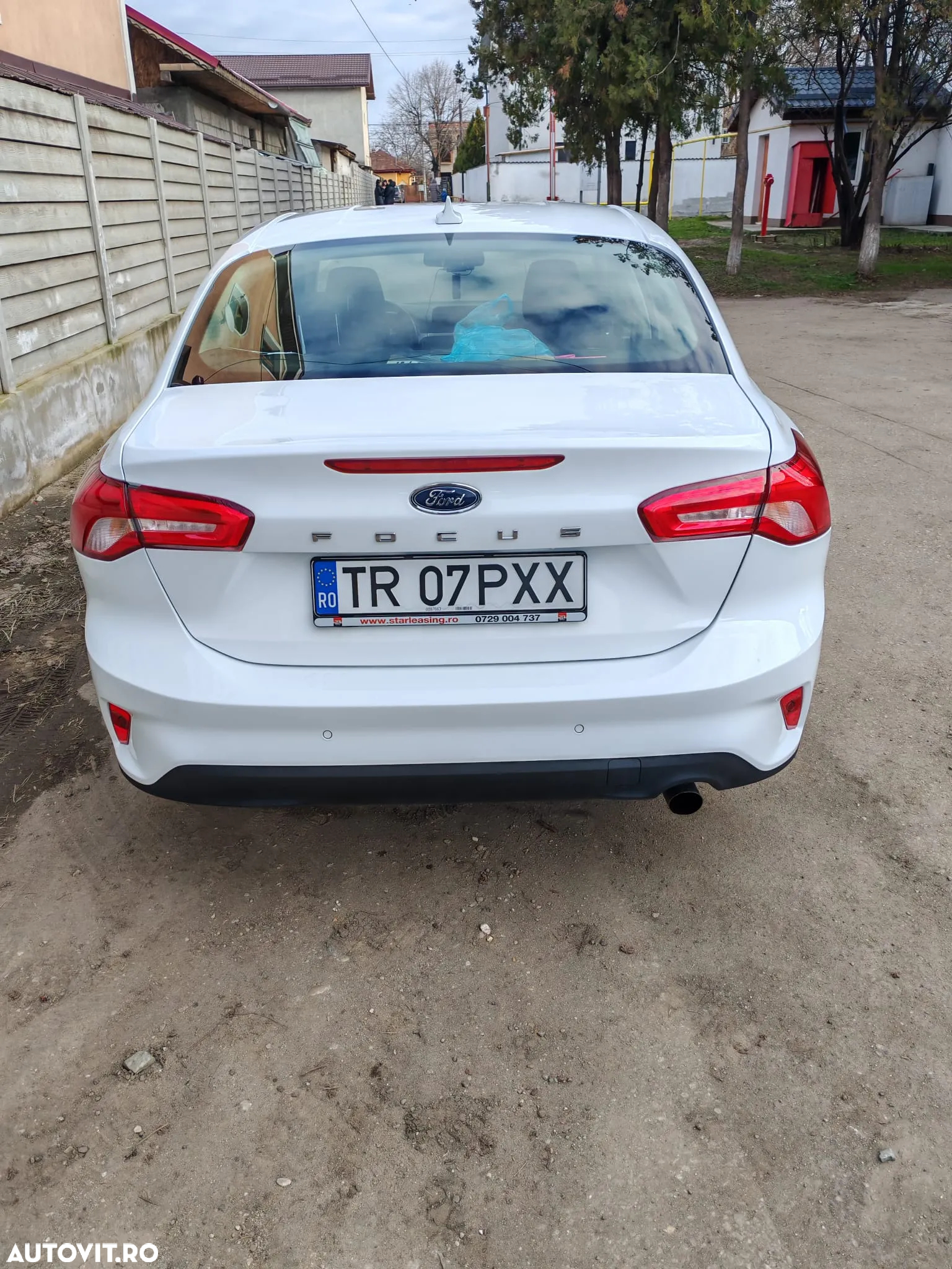 Ford Focus 1.0 EcoBoost Titanium - 3