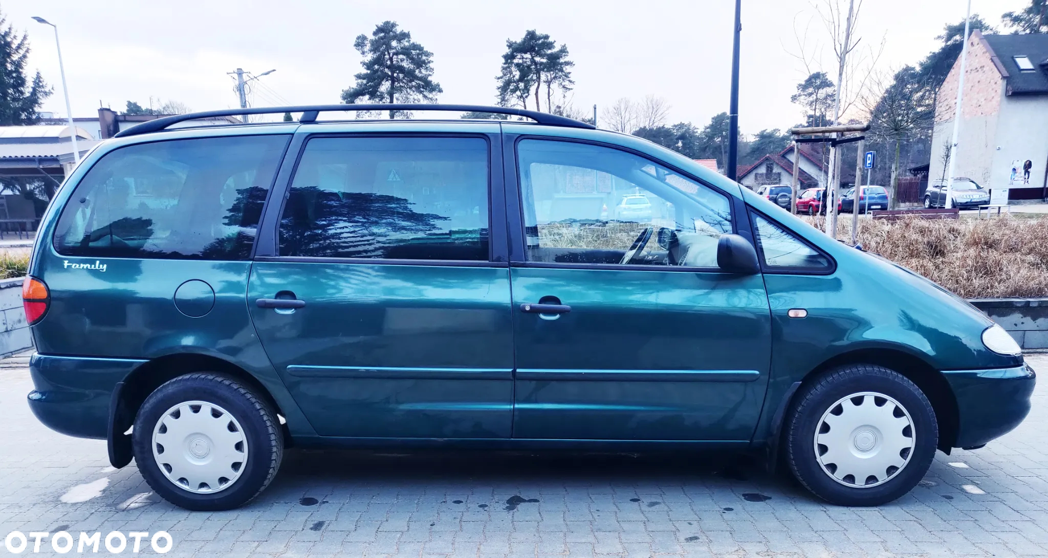 Volkswagen Sharan 1.9 TDI Highline - 5