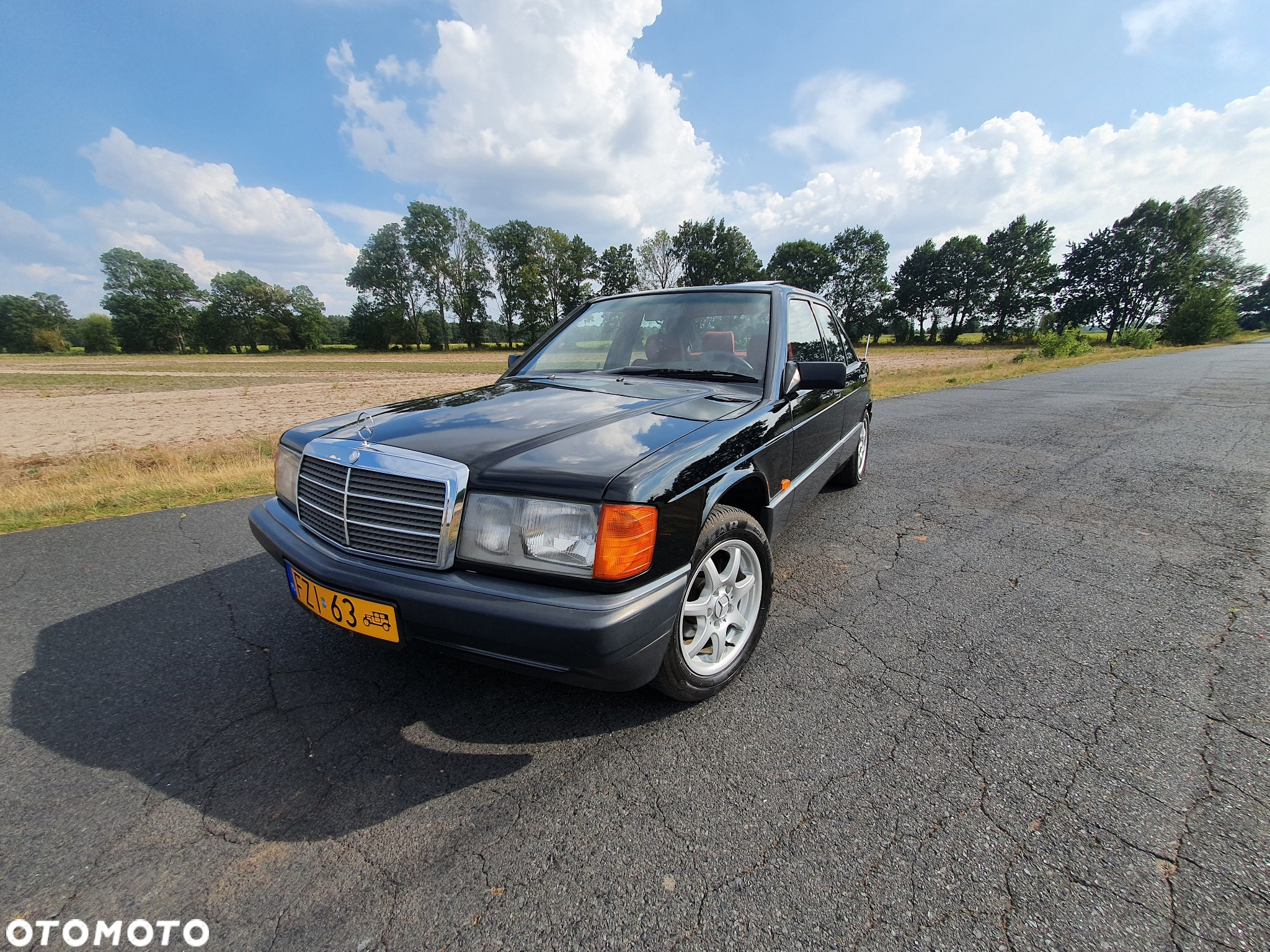 Mercedes-Benz W201 (190) - 8