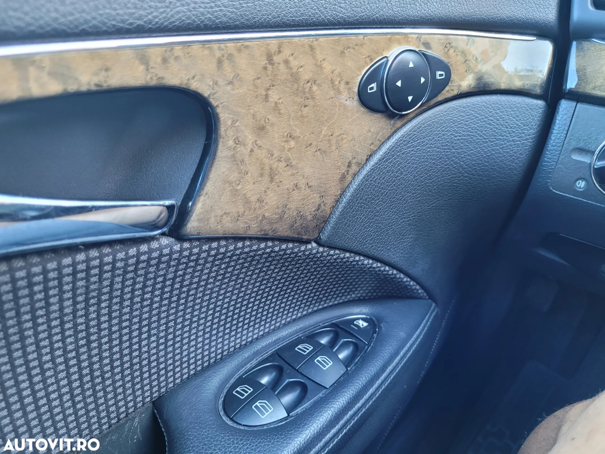 Mercedes-Benz E 220 T CDI Avantgarde - 17