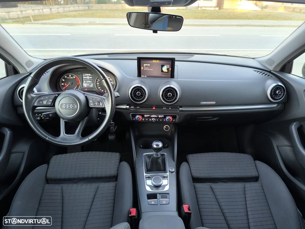 Audi A3 Sportback 1.0 TFSI - 38