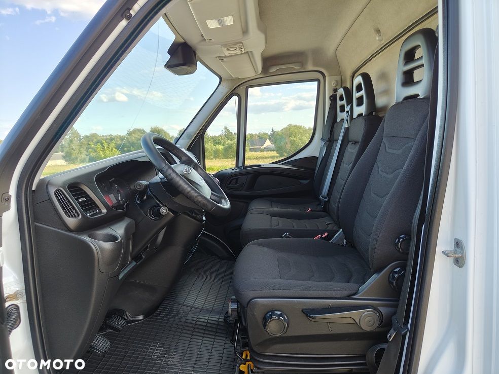 Iveco Daily 50C17 3.0 170Km. Plandeka 2x FIRANA+Dach Odsuwany 9 Palet 4.88 m. WINDA 1500 KG !! JAK NOWY! Salon PL.!! - 25