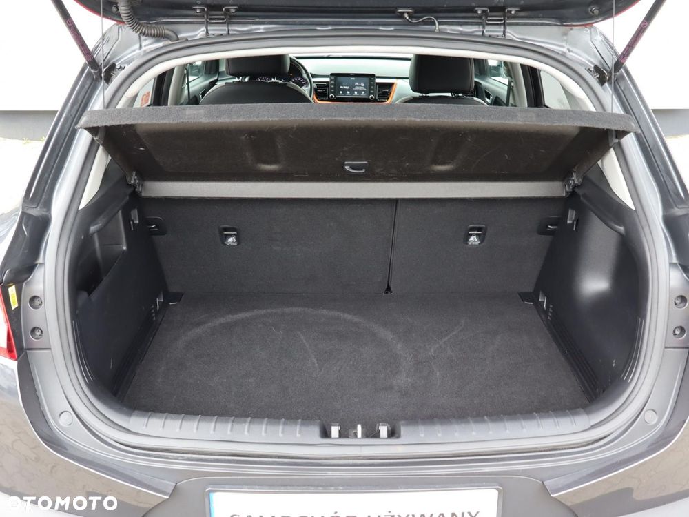Kia Stonic 1.4 L - 9