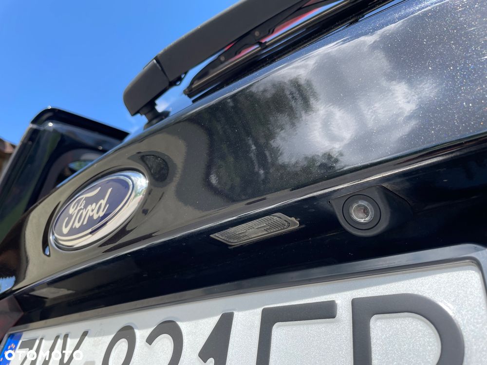 Ford Grand C-MAX - 37