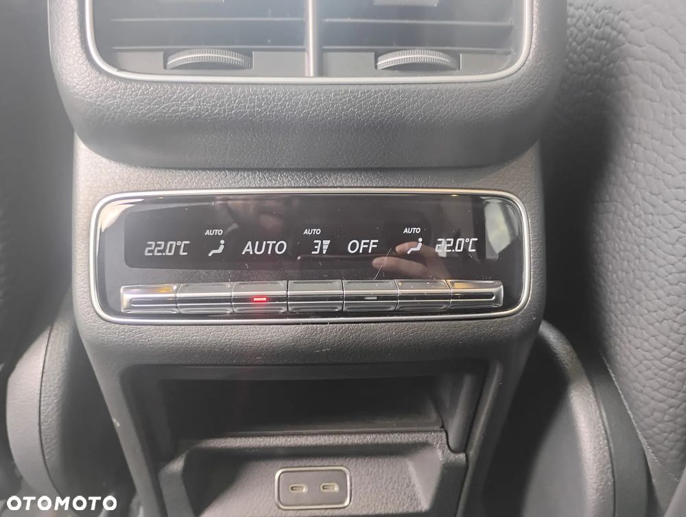 Mercedes-Benz GLE - 25