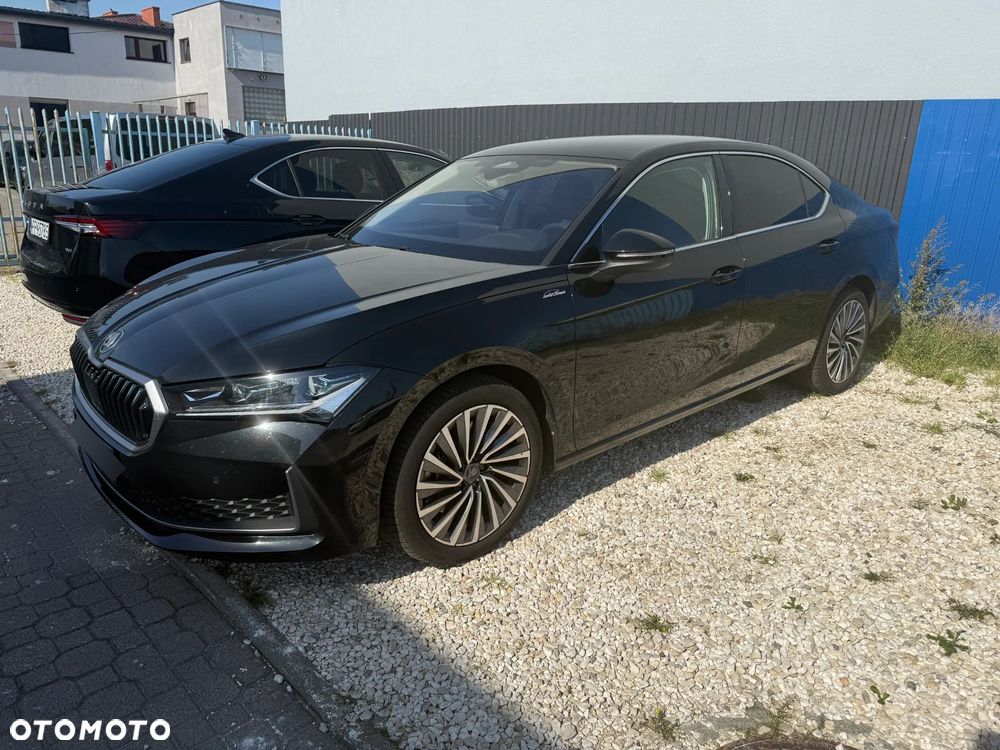 Skoda Superb 2.0 TDI SCR 4x4 L&K DSG - 11