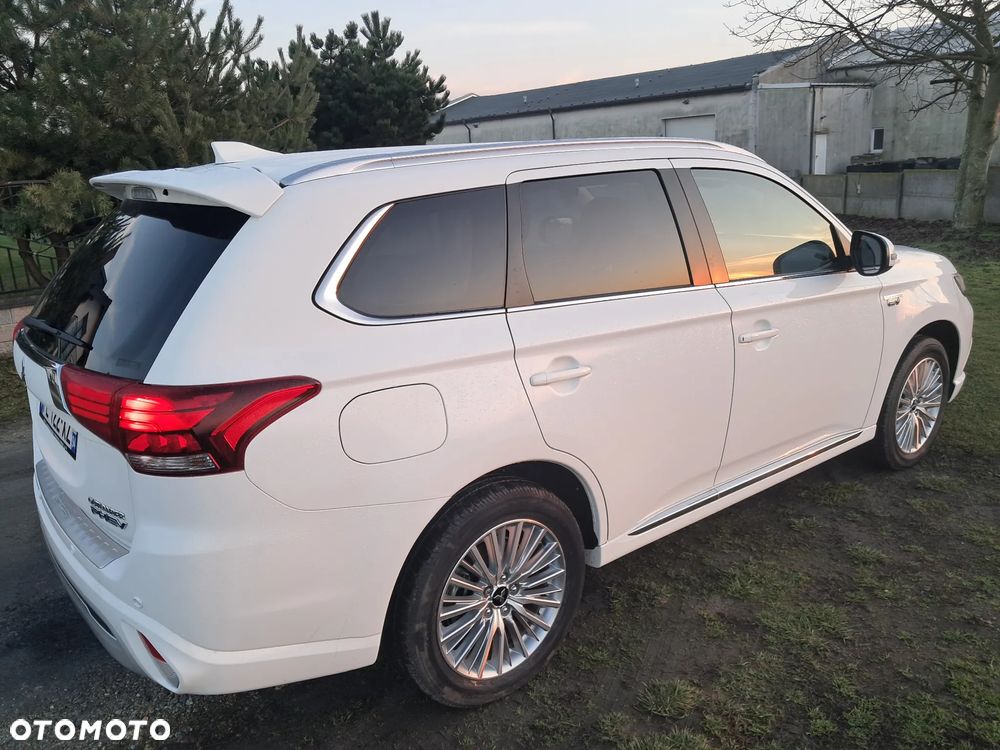 Mitsubishi Outlander 2.4 4WD Spirit - 16