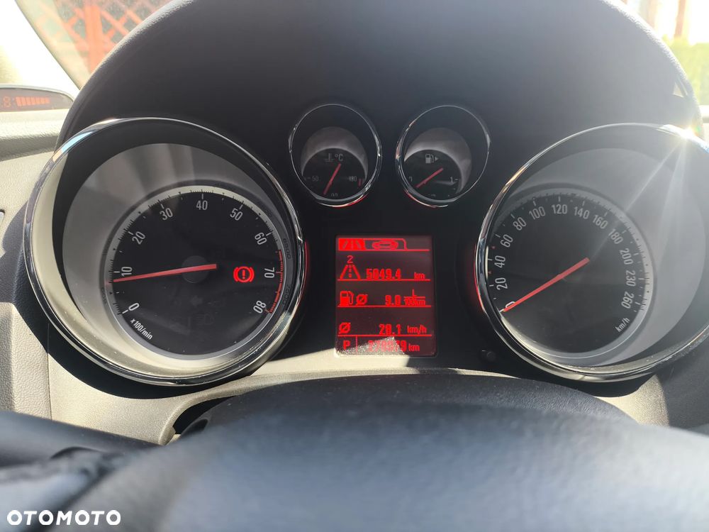 Opel Astra 1.4 T Enjoy - 12