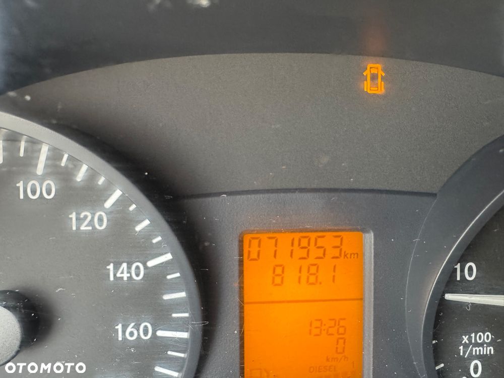 Mercedes-Benz Sprinter 516 CDI rama do zabudowy z windą i agregatem - 19