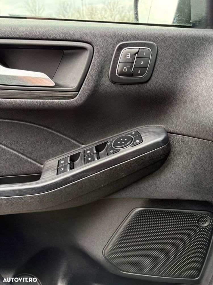 Ford Kuga 2.5 Duratec FWD PHEV Active X - 11