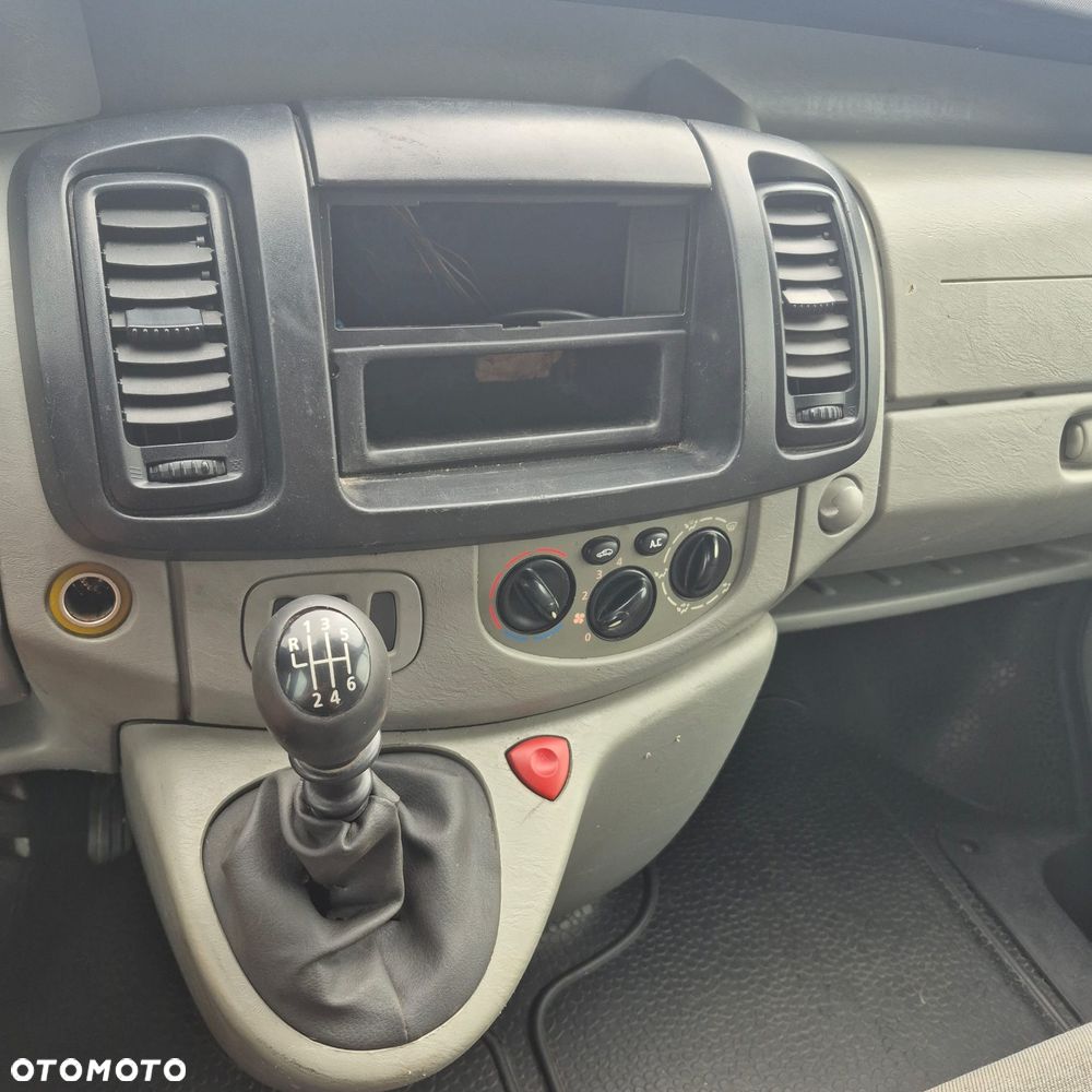 Opel Vivaro 1.9cdti 101KM zarejestrowany - 6