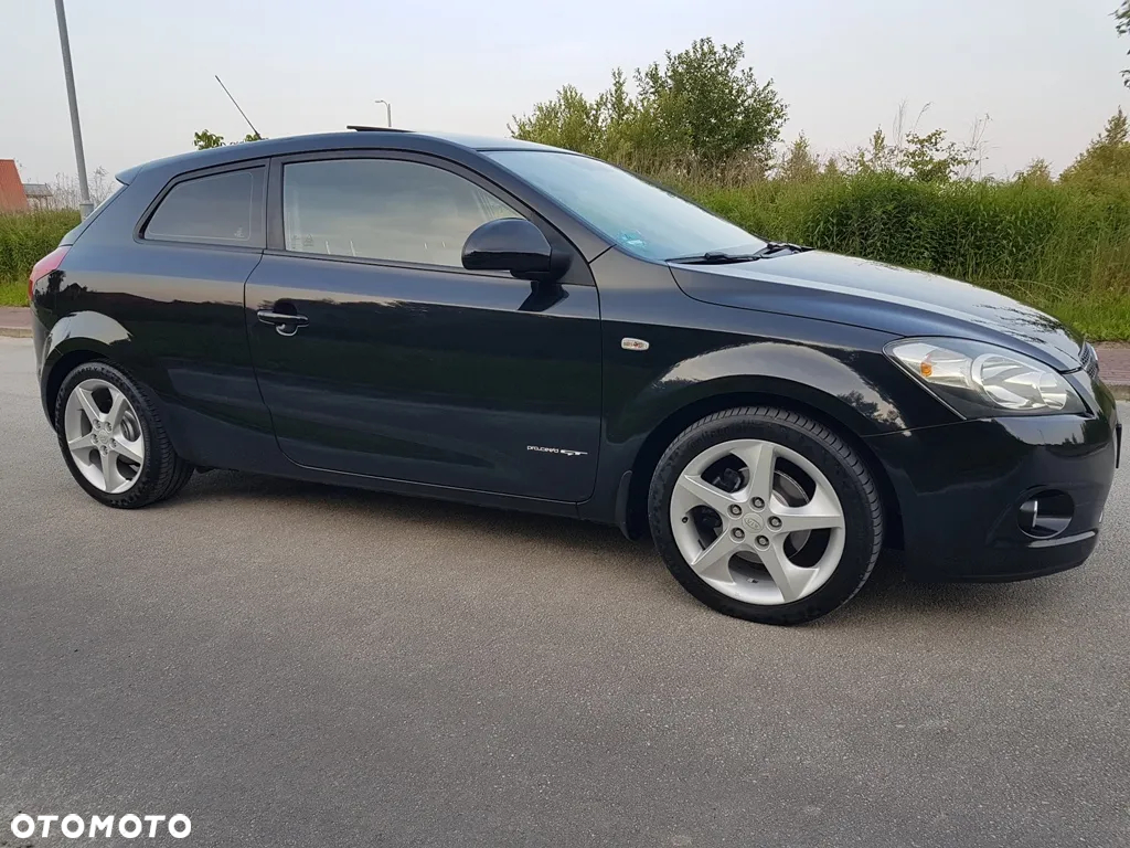 Kia ProCeed Pro_cee'd 2.0 Optimum + - 4