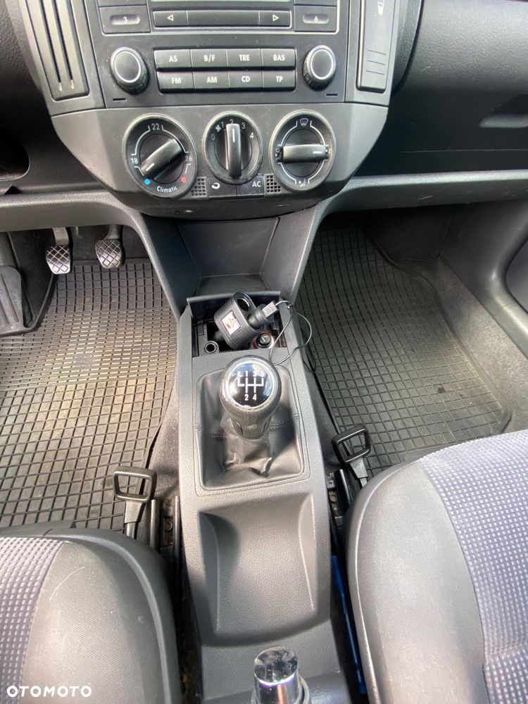 Volkswagen Polo 1.4 FSI - 12