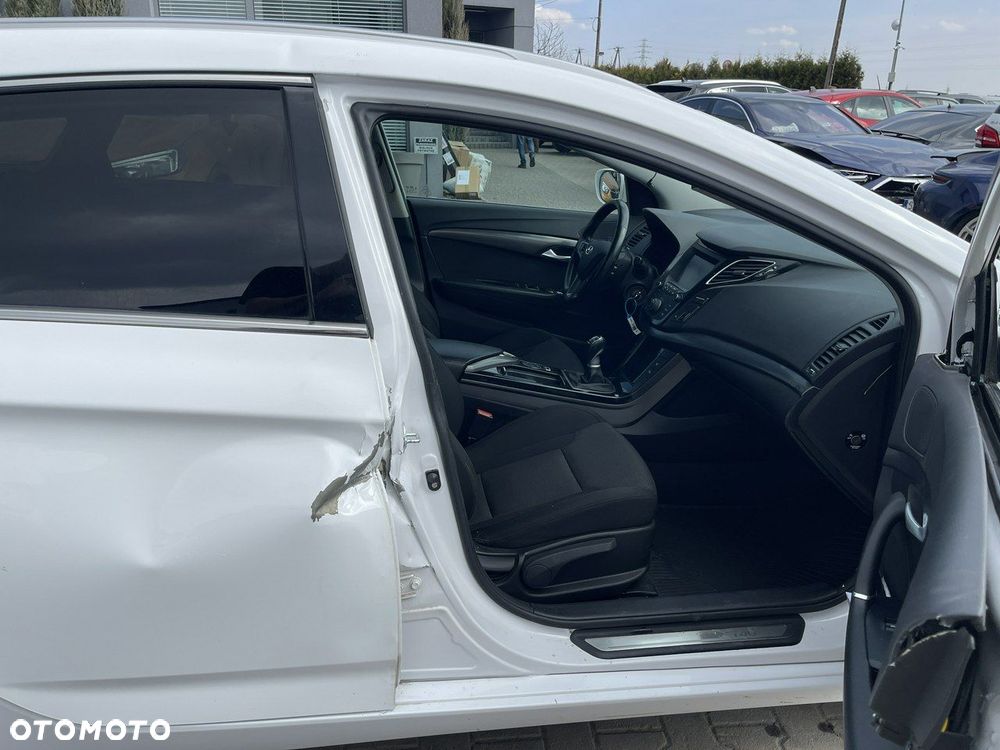 Hyundai i40 Kombi blue 1.6 CRDi Space - 5