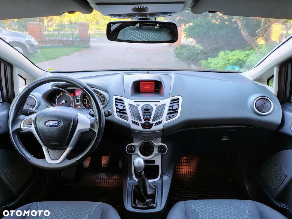 Ford Fiesta 1.25 Titanium - 13